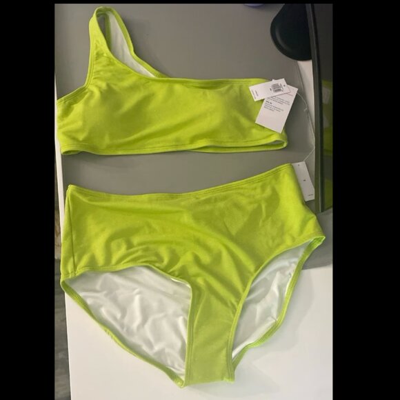 Size girls (XXL 18) two piece one shoulder lemon lime color swimsuit/bathing - Picture 3 of 8
